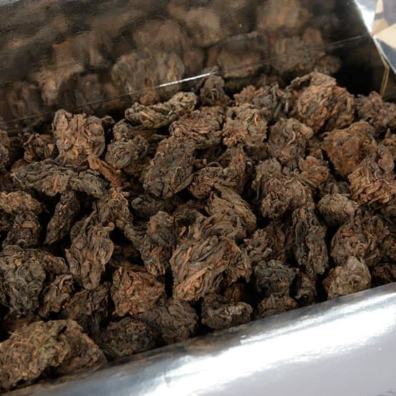 Yunnan Specialty Pu'er Tea Old Tea Nuggets (Cha Tou) – 2010 Spring Tea Medium Size, Menghai Ancient Tree Golden Bud Tea Nuggets