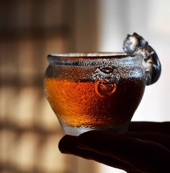 Premium Liuli Tea Cup – Forbidden City Imperial Cat Cup