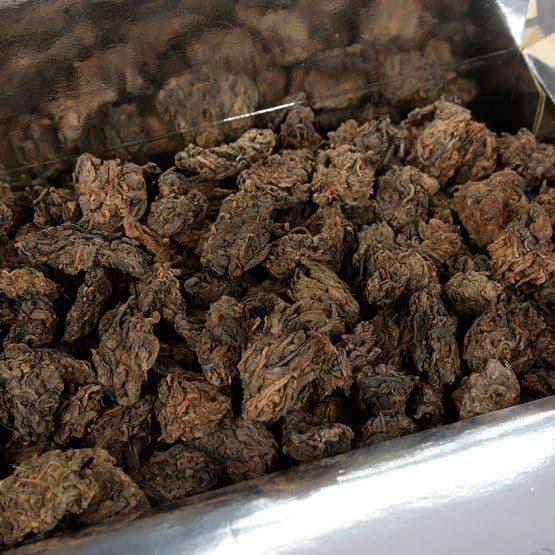 Yunnan Specialty Pu'er Tea Old Tea Nuggets (Cha Tou) – 2010 Spring Tea Medium Size, Menghai Ancient Tree Golden Bud Tea Nuggets